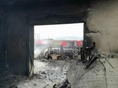 Incendiul de la Orăştie a fost stins. Au rămas doar câteva focare mici care fumegă