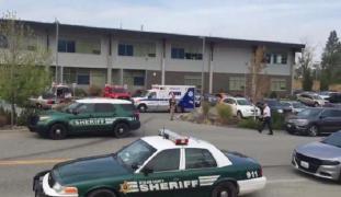 Focuri de ARMĂ la un liceu din Washington! Mai multe persoane au fost rănite