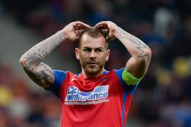 Denis Alibec a plătit salariul pe un an de la FCSB pentru o nouă 'jucărie' pe patru roţi - GALERIE FOTO