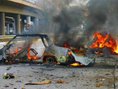 CARNAGIU în Irak! Jihadiștii ISIS au folosit maşini-capcană şi veste cu explozibili și au UCIS peste 60 de oameni (VIDEO)