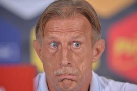 Decizie şoc la FRF! Christoph Daum nu mai este selecţionerul României
