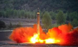 Coreea de Nord a lansat încă o rachetă peste Japonia. Autoritățile nipone au cerut populației să se adăpostească