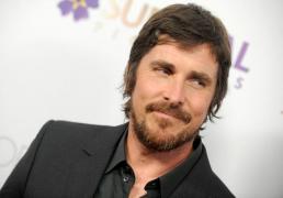 DE NERECUNOSCUT! Transformare spectaculoasă a actorului Christian Bale pentru noul său rol (FOTO)