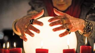 Te temi de FARMECE? Iată 5 SEMNE prin care-ţi dai seama că ţi s-au făcut VRĂJI