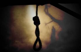 Descoperire MACABRĂ în parcul Elevilor din Giurgiu! Un bărbat a fost găsit SPÂNZURAT de un copac