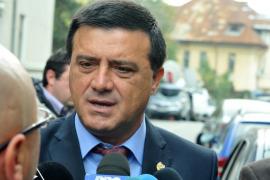 O nouă BĂTAIE între politicieni! Preşedintele executiv al PSD, Nicolae Bădălău, cercetat PENAL pentru că L-A LOVIT DUR pe liberalul Marin Anton, la o nuntă!