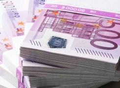 Anchetă după ce toaletele unor restaurante au fost ÎNFUNDATE cu bancnote de 500 de EURO