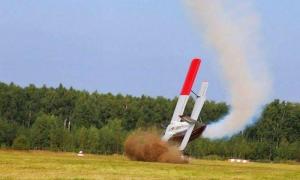 Avionul prăbuşit la Moscova a fost la un pas să măture sute de spectatori. Piloţii au evitat un CARNAGIU cu preţul propriilor vieţi