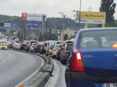 ACCIDENT în lanț în urmă cu puțin timp! Patru mașini s-au ciocnit în Pasajul Băneasa. IMAGINI de la locul accidentului