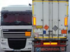 Descoperire ŞOCANTĂ făcută de poliţiştii din Austria după ce au oprit un TIR RUGINIT înmatriculat în România!