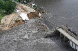 Un BARAJ A CEDAT în Puerto Rico, în urma uraganului Maria. EVACUĂRI MASIVE, ZECI DE MII de locuitori sunt transportaţi de urgenţă spre locuri înalte (VIDEO)