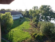 ANAF vinde proprietăţile lui Sorin Ovidiu Vîntu. Cum arată și cât COSTĂ hotelurile din Deltă ale omului de afaceri (FOTO)