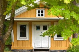 Cum modernizezi casa de la țară fără să o renovezi