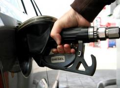 Veşti bune pentru şoferi! Comisia de buget din Senat a decis ELIMINAREA majorării accizei la carburanţi!