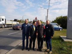 Ludovic Orban l-a întâmpinat la intrarea în Bucureşti pe primarul din Sibiu care a mers pe jos 320 de kilometri