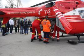 Spaţiile de joacă, o adevărată BOMBĂ CU CEAS pentru cei mici! Un copil de 6 ani a fost luat de SMURD în urmă cu puţin timp