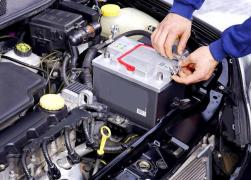 Sfaturi pentru şoferi! Cum prelungim durata de viaţă a bateriei de la maşină