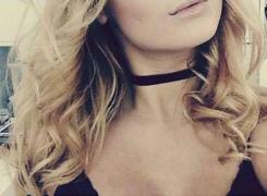 Anunţul DISPERAT al unei tinere de 18 ani pe un site de vânzări: 'Îmi vând VIRGINITATEA pentru 1.500 de euro!'