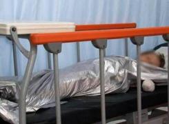 Cruzime de nedescris! Un bărbat i-a ZDORBIT piciorul fiului iubitei sale pentru a se răzbuna pe femeie!