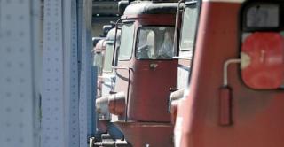 Percheziţii de amploare la Cluj! Sunt vizaţi hoţi de motorină care goleau rezervoare de locomotive