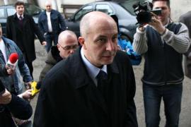 Puiu Popoviciu contestă, de la Londra, decizia de condamnare la şapte ani de închisoare