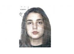 ALARMĂ la ARAD. Fetiţă dispărută FĂRĂ URMĂ, nici măcar nu se ştie cu ce era îmbrăcată. Părinţii sunt DISPERAŢI! Dacă o vedeţi, sunaţi imediat la 112!