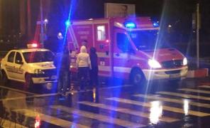 Tânăr SPULBERAT pe trecerea de pietoni, la Cluj. Rănit grav, a fost transportat de urgenţă la spital