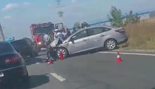 Fostul premier Dacian Cioloş, implicat într-un accident rutier în Dâmboviţa. PRIMELE IMAGINI de la locul incidentului