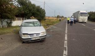 Fost deputat şi soţia sa, răniţi într-un accident rutier în Buzău (VIDEO)