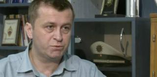 Marian Godină îi ia apărarea poliţistului care l-a prins pe pedofilul din lift: 'Nu trebuie să permitem asta'