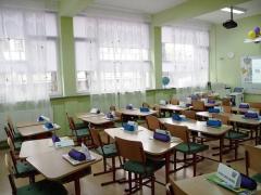 Noi reguli pentru elevi! Liviu Pop anunţă restricţii dure cu privire la telefoanele mobile, uniforma şcolară şi nu numai. Şcolarii se declară nemulţumiţi