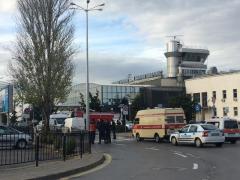 Alertă cu bombă la Aeroportul Internaţional din Sofia! Două terminale au fost evacuate, poliţia a securizat întreaga zonă