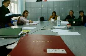 Surprize de la ministerul Educaţiei pentru profesorii din România! Ce le-a pregătit Liviu Pop dascălilor începând din luna februarie