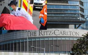 Dublu asasinat într-un hotel de lux. Şi-a ucis soţia şi fiul de 7 ani, apoi s-a predat poliţiei