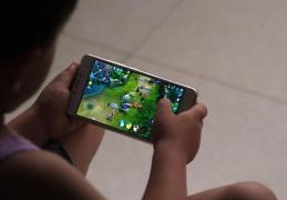 Atenţie la jocurile de pe Android! Google a descoperit zeci de aplicaţii pentru copii care afişează reclame pornografice