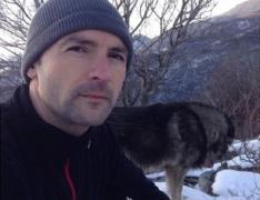 Alertă naţională! Un pompier de 36 de ani este dat în urmărire de poliţie, după ce a plecat de acasă şi nu s-a mai întors. Ilarion este angajat la ISU Gorj