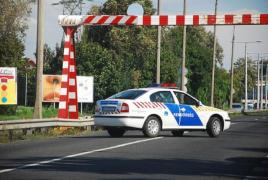 Un avion cu 11 migranţi la bord a aterizat de urgenţă pe un aeroport din Ungaria