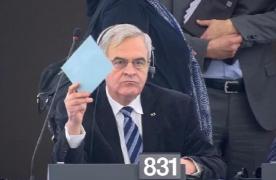 Laszlo Tokes, discurs halucinant în Parlamentul European: "Premierul român a ameninţat maghiarii cu spânzurătoarea"