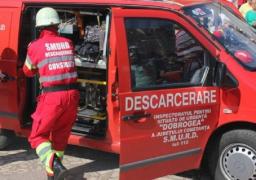 Accident grav la Ploiești! O platformă auto s-a răsturnat pe centura de est, șoferul pierzându-și viața. Se intervine pentru descarcerea unui alte persoane