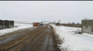 Vremea Galaţi: un drum judeţean a fost închis din cauza ninsorii puternice