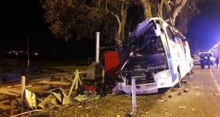 Accident grav în Turcia. 11 morţi, după ce şoferul unui autocar plin cu turişti a pierdut controlul volanului
