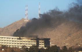 Bilanţul înfiorător după atacul de la hotelul de lux din Kabul: Sunt 18 morţi şi 10 răniţi