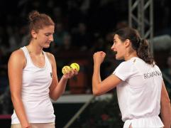 Irina Begu şi Monica Niculescu au ratat calificarea în finala Australian Open