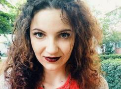 Zbor frânt la numai 19 ani. Iuliana, o elevă model din Vaslui care își dorea să ajungă polițist, a murit inexplicabil (Foto)