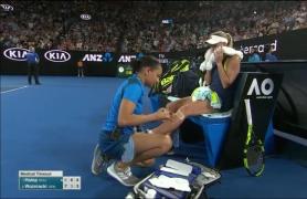 Caroline Wozniacki e suspectată că a trişat în finala câştigată la Australian Open în faţa Simonei Halep