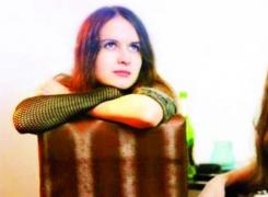 O frumoasă scriitoare din Iași și-a pus capăt zilelor la numai 30 de ani (Foto)