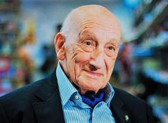 Istorcul Neagu Djuvara a fost înmormântat cu onoruri militare la cimitirul Bellu din București