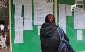 Avizier cu informaţii despre înscrieri la Bacalaureat