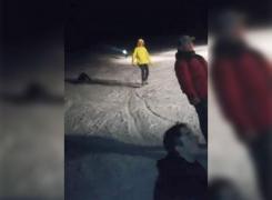 Cinci copii rătăciți în Masivul Postăvaru au fost salvați de jandarmii montani din Poiana Braşov (Video)