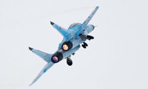 Avion rusesc, zbor periculos de aproape de un avion al marinei SUA deasupra Mării Negre